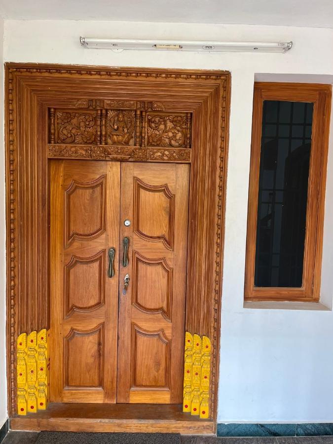 Tulip Villa 3Bhk 2Bhk And 1Bhk Located Near Chunnambar Boat House And Paradise Beach Pūrnānkuppam Zewnętrze zdjęcie