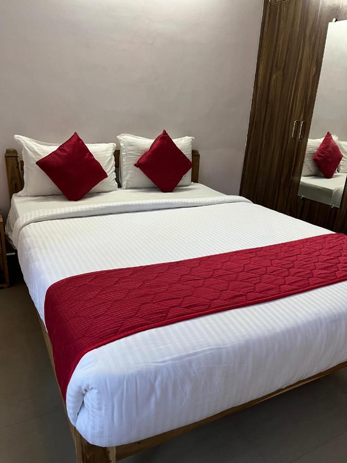 Tulip Villa 3Bhk 2Bhk And 1Bhk Located Near Chunnambar Boat House And Paradise Beach Pūrnānkuppam Zewnętrze zdjęcie